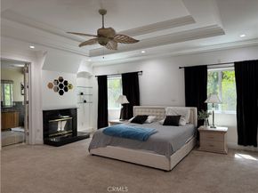 5717 MELVIN Avenue, Tarzana CA 91356