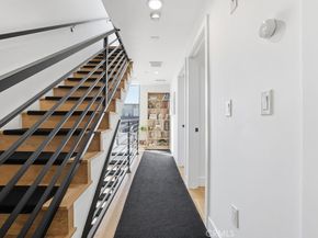 6511 N Contour Lane, North Hollywood CA 91606