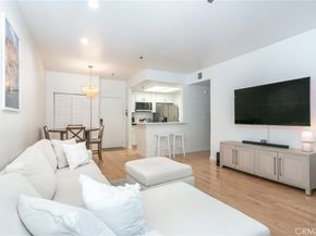 19350 Sherman 124, Reseda CA 91335