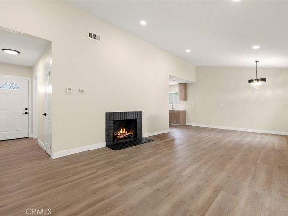 8028 Coldwater Canyon Avenue, North Hollywood CA 91605