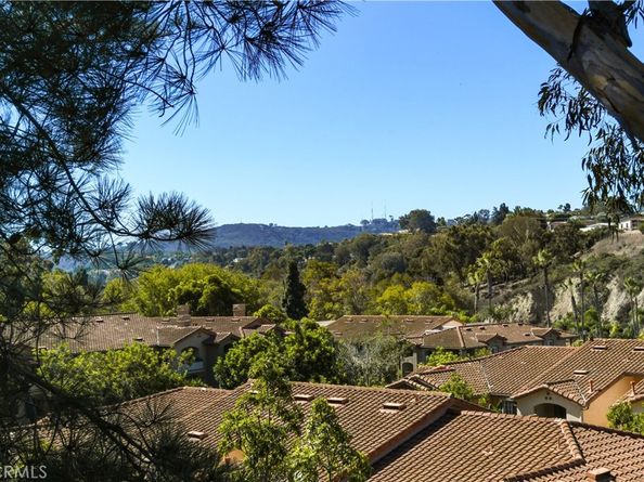 8614 Villa La Jolla Drive 6, La Jolla CA 92037