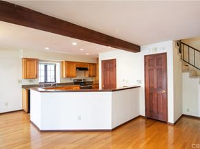 8614 Villa La Jolla Drive 6, La Jolla CA 92037