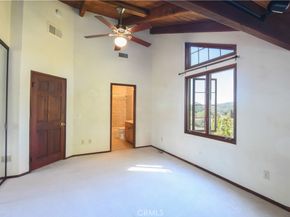 8614 Villa La Jolla Drive 6, La Jolla CA 92037