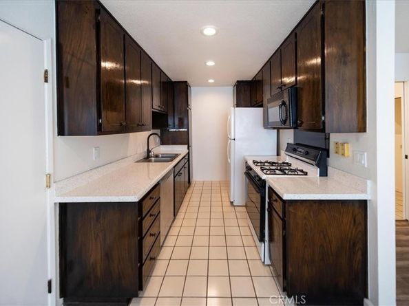 556 D Street, Upland CA 91786