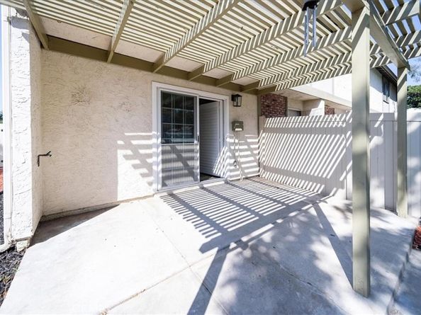 556 D Street, Upland CA 91786