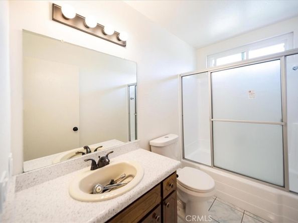 556 D Street, Upland CA 91786