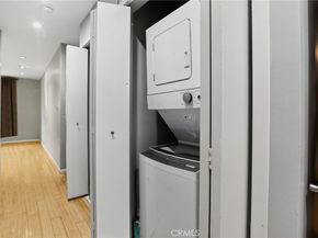 21 Alamitos, Long Beach CA 90802