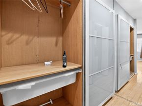 21 Alamitos, Long Beach CA 90802