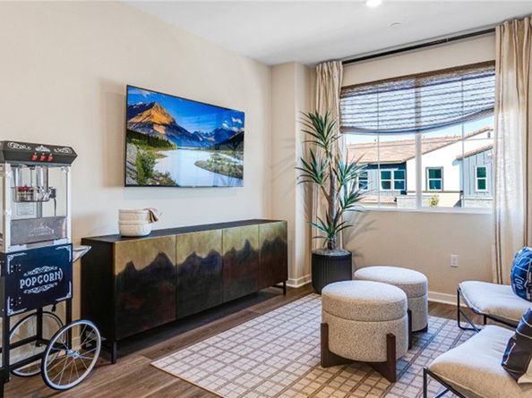 2711 E Amberley Privado, Ontario CA 91762