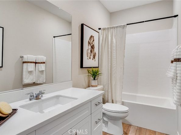 2711 E Amberley Privado, Ontario CA 91762