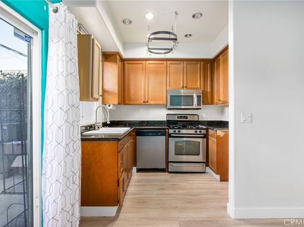 1500 Pine Avenue 10, Long Beach CA 90813