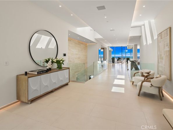 1119 Dolphin, Corona Del Mar CA 92625