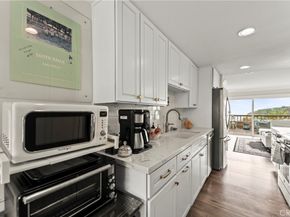 23920 De Ville Way D, Malibu CA 90265