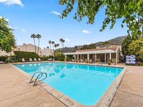 23920 De Ville Way D, Malibu CA 90265