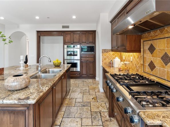 15 Basilica Place, Ladera Ranch CA 92694