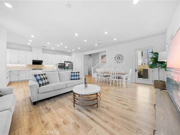 102 Yugen, Irvine CA 92618