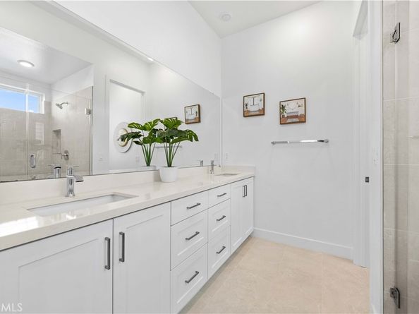 102 Yugen, Irvine CA 92618
