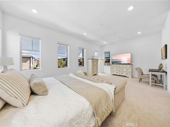 102 Yugen, Irvine CA 92618