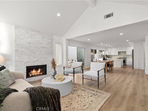 78 Pelican Court, Newport Beach CA 92660