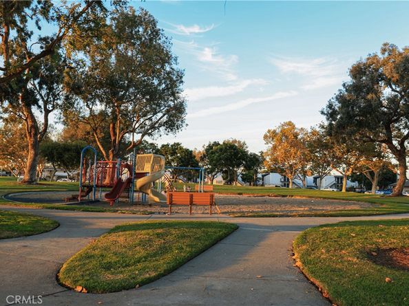 17231 Lido Ln, Huntington Beach CA 92647