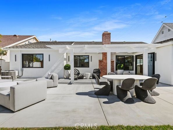 17231 Lido Ln, Huntington Beach CA 92647
