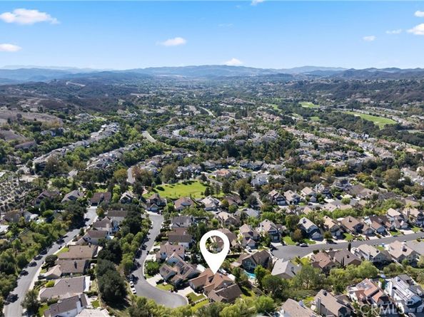 3 Portsmouth, Coto de Caza CA 92679