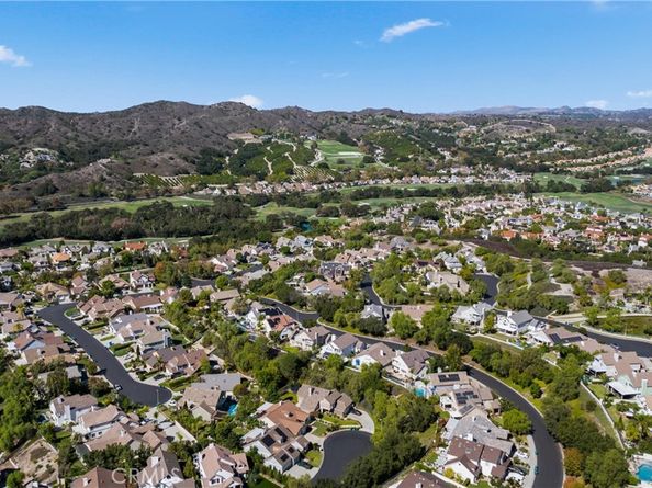 3 Portsmouth, Coto de Caza CA 92679