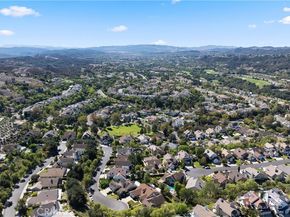 3 Portsmouth, Coto de Caza CA 92679