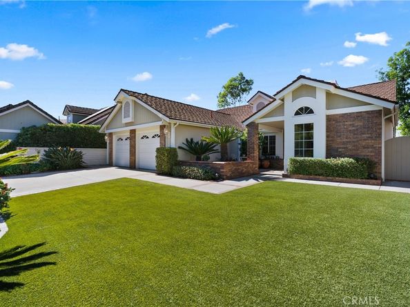 3 Portsmouth, Coto de Caza CA 92679