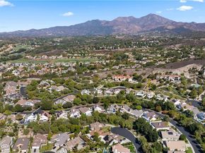 3 Portsmouth, Coto de Caza CA 92679