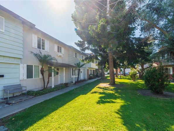9667 Durham, Huntington Beach CA 92646