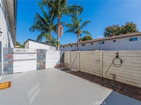 9667 Durham, Huntington Beach CA 92646