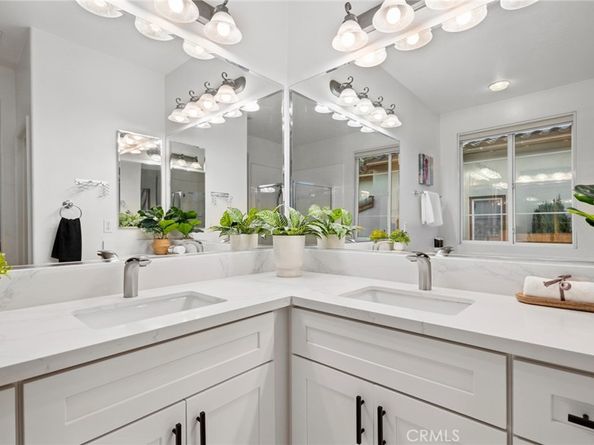 345 Tall Oak, Irvine CA 92603