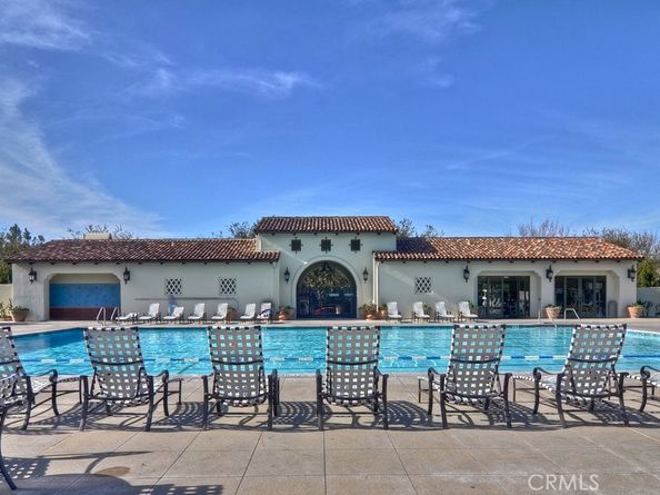 345 Tall Oak, Irvine CA 92603