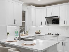 345 Tall Oak, Irvine CA 92603