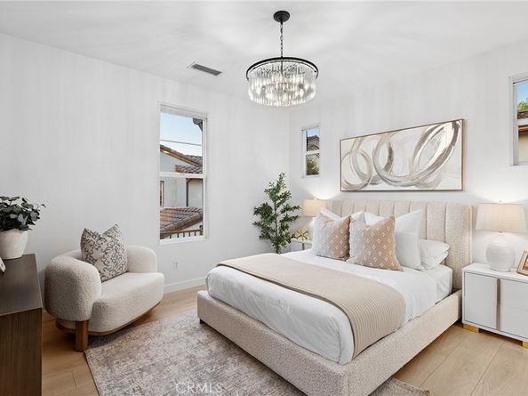 345 Tall Oak, Irvine CA 92603