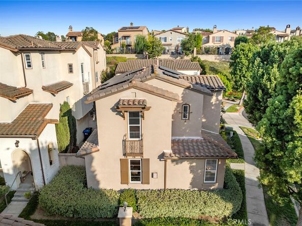 345 Tall Oak, Irvine CA 92603