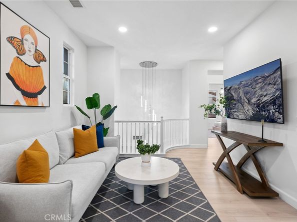 345 Tall Oak, Irvine CA 92603