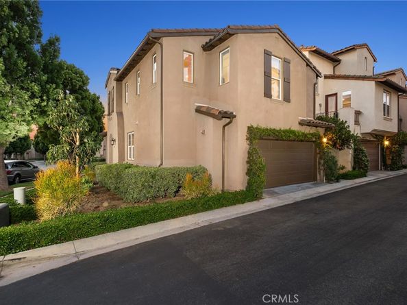 345 Tall Oak, Irvine CA 92603