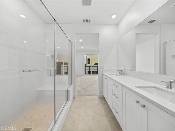 118 Abacus, Irvine CA 92618