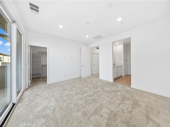 118 Abacus, Irvine CA 92618