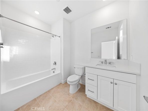 118 Abacus, Irvine CA 92618