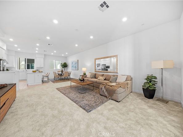 118 Abacus, Irvine CA 92618