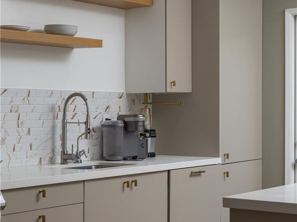 541 A Bernard St, Costa Mesa CA 92627