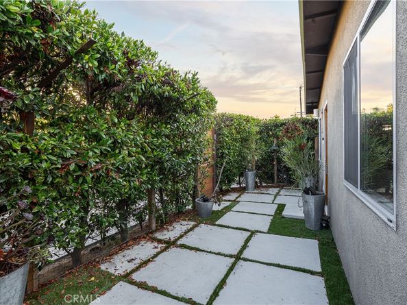 541 A Bernard St, Costa Mesa CA 92627