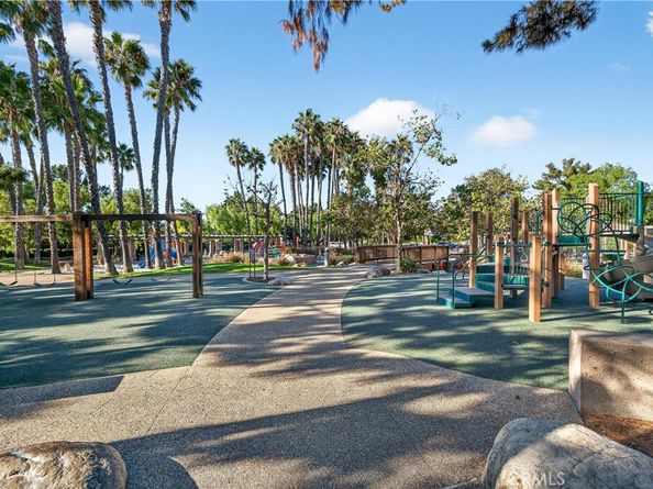 12 Inglenook, Irvine CA 92602