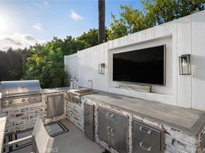 5 Hillsborough, Newport Beach CA 92660