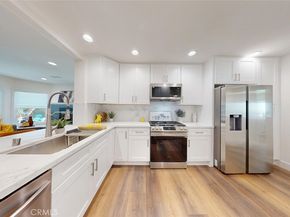 5672 Pepperwood, Lakewood CA 90712