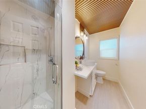 5672 Pepperwood, Lakewood CA 90712