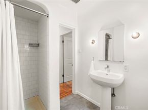 2480 Oregon Avenue, Long Beach CA 90806